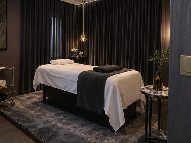 Perdeli, loş ışıklı masaj odası — Menderes, Masaj Salonun
